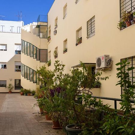 Medina Apartment And Parking Historical Center Sevilla Eksteriør billede