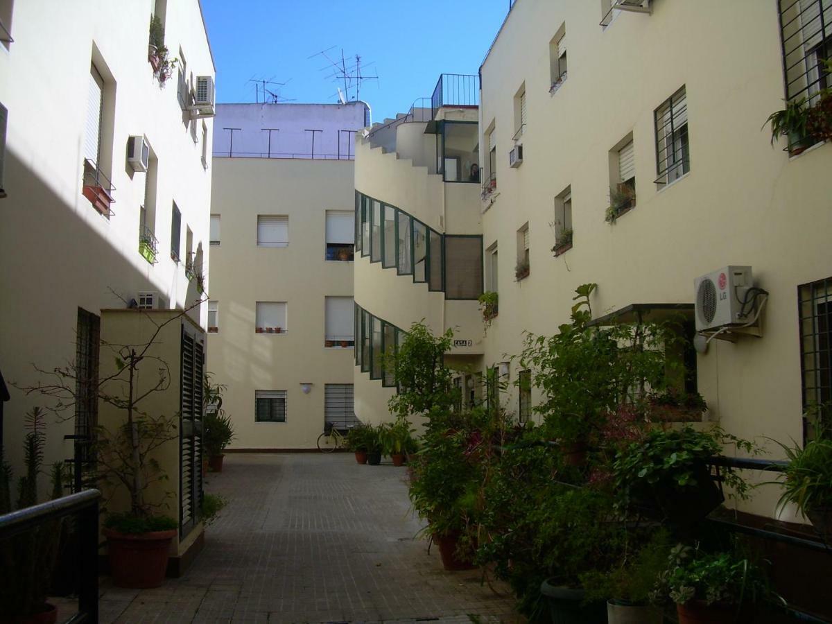 Medina Apartment And Parking Historical Center Sevilla Eksteriør billede